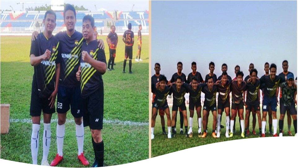 PERTANDINGAN SEPAK BOLA PERSAHABATAN DENGAN KORAMIL JATIUWUNG