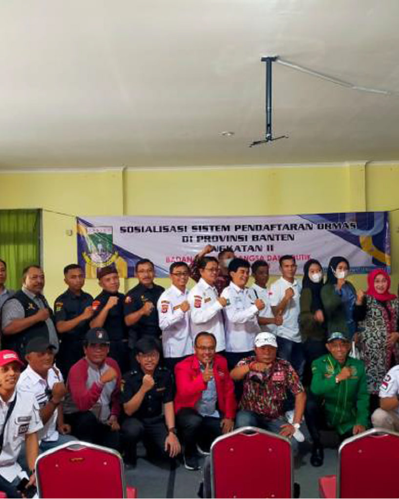 MENGHADIRI UNDANGAN KESBANGPOL PROVINSI BANTEN