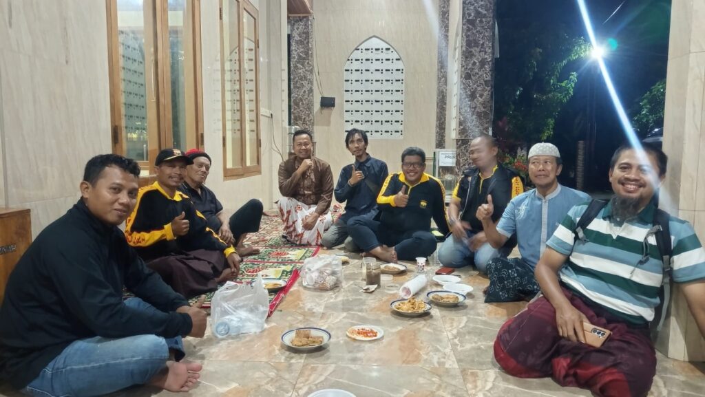 Pemantauan Keamanan Malam Tahun Baru, Senkom Mitra Polri Cilegon Perkuat Patroli Wilayah dan Imbauan Kamtibmas