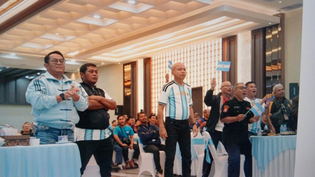Senkom Mitra Polri di Undang Polda Banten Nobar Piala Dunia 2026