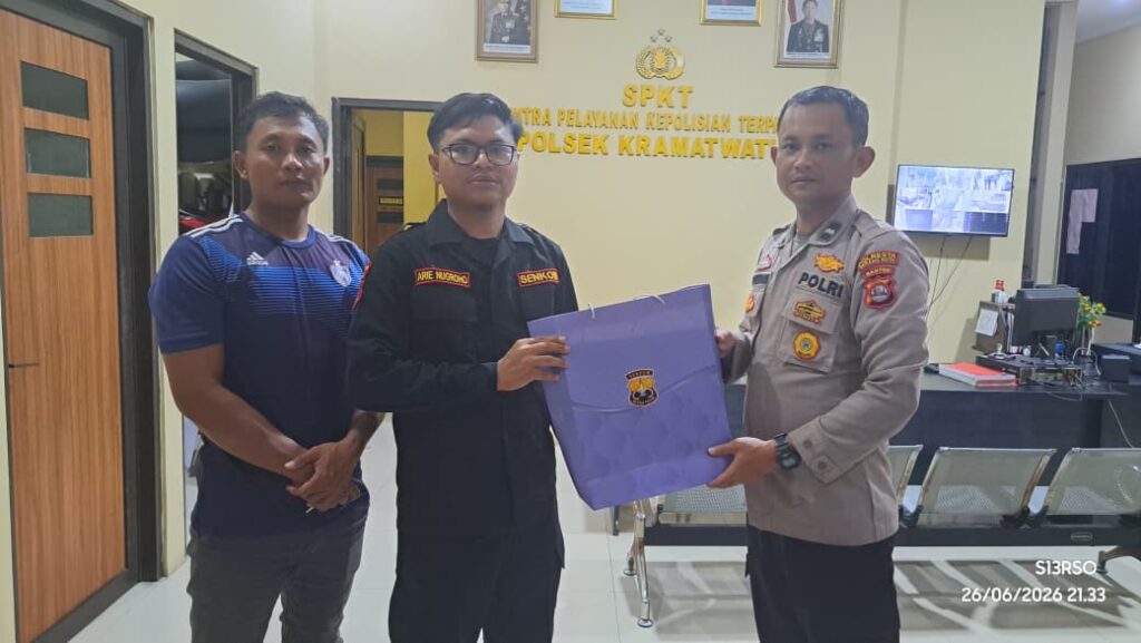 Senkom Kramatwatu Silaturahmi ke Mapolsek dan Ucapkan HUT Bhayangkara ke-80