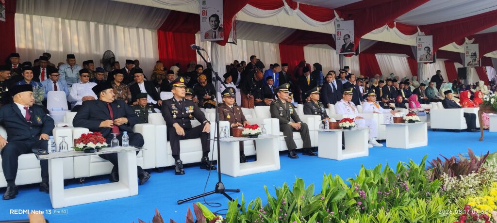 PIMPIN UPACARA HUT RI KE-81 WALIKOTA TANGERANG: GOTONG ROYONG KUNCI KEMAJUAN KOTA